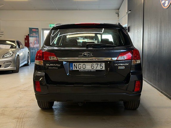 Vehicle Image 26