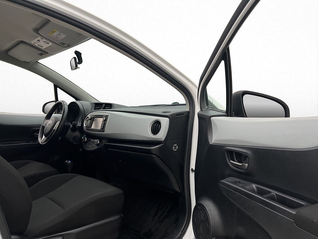 Vehicle Image 23