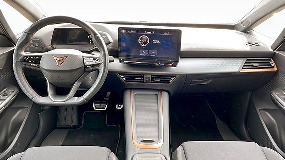 Vehicle Image 10