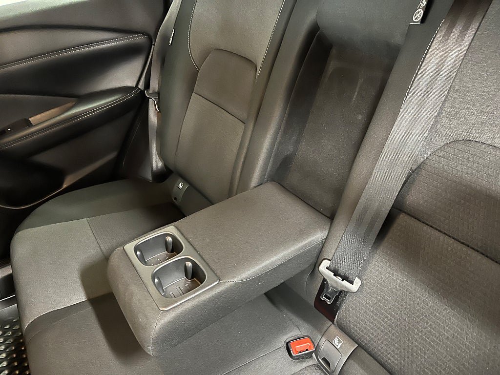 Vehicle Image 23