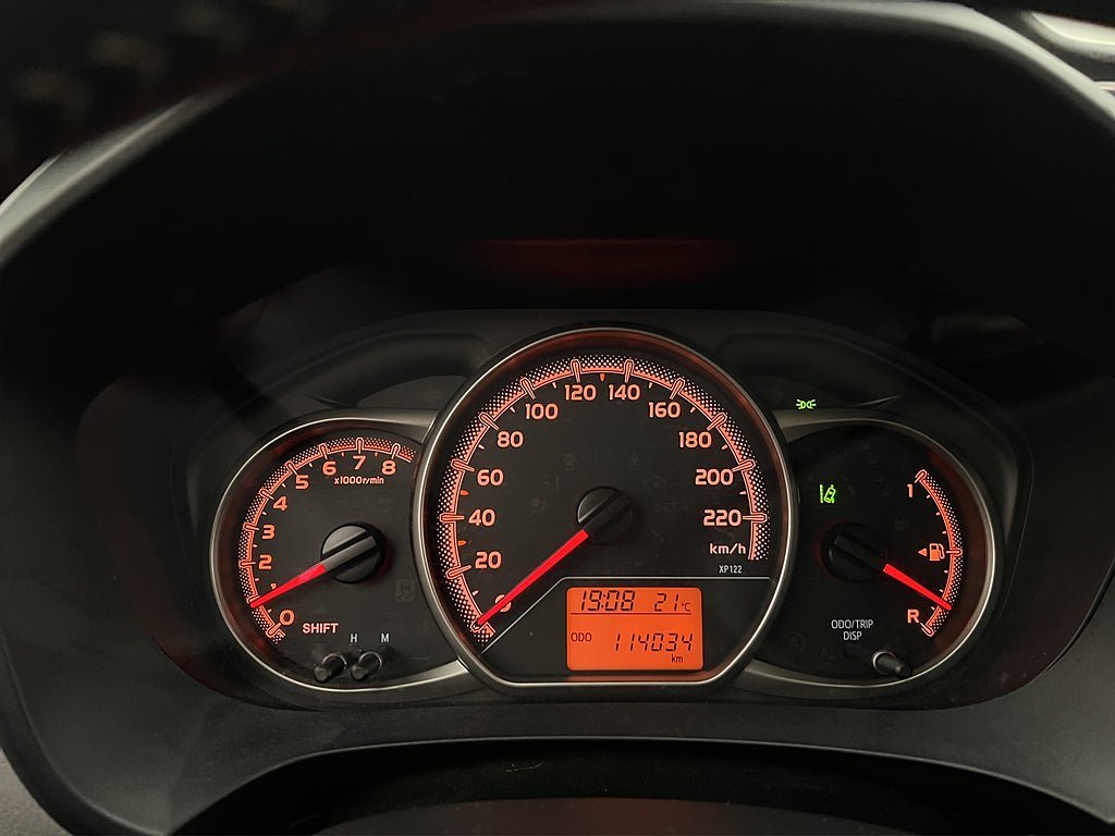 Vehicle Image 15