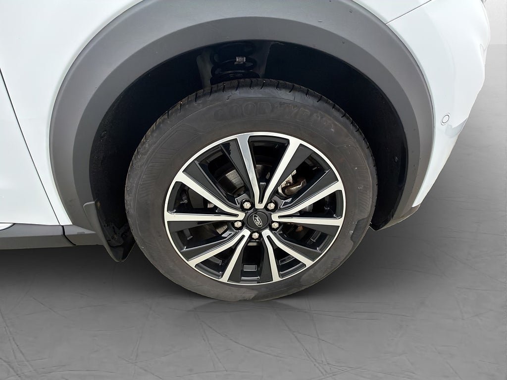 Vehicle Image 30