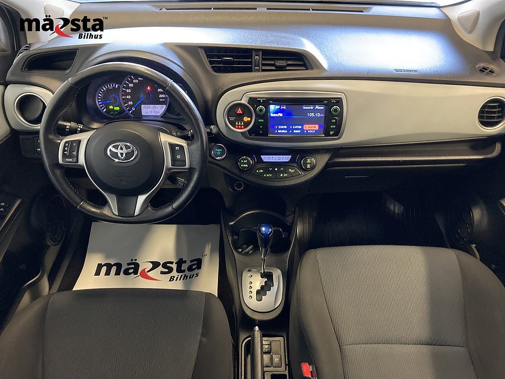 Vehicle Image 14