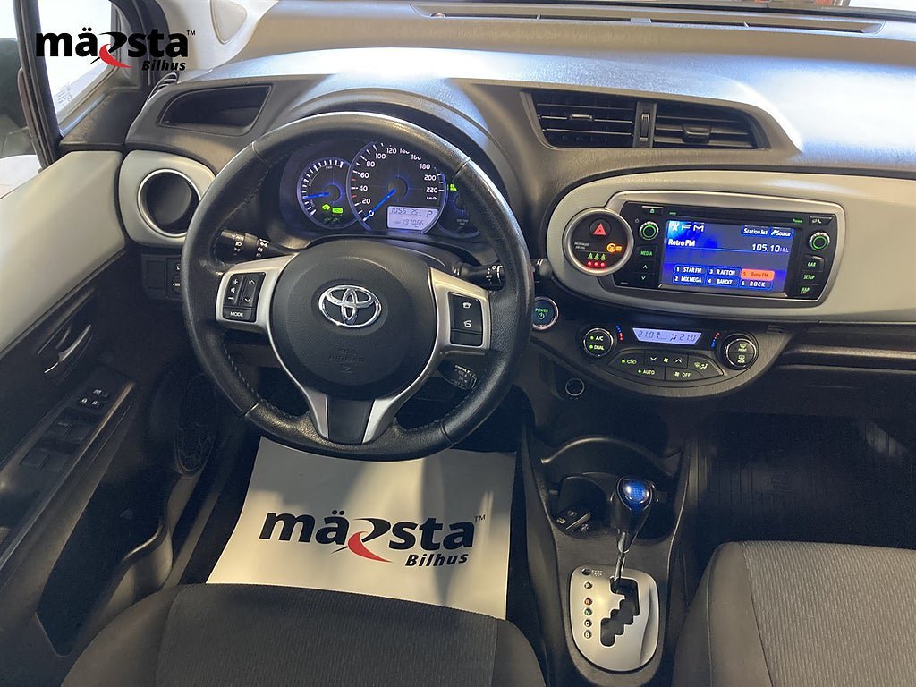 Vehicle Image 15