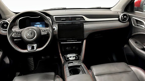 Vehicle Image 4