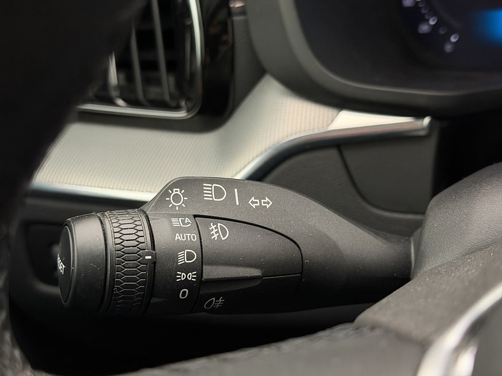 Vehicle Image 27