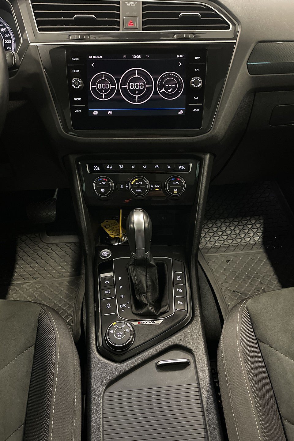 Vehicle Image 14
