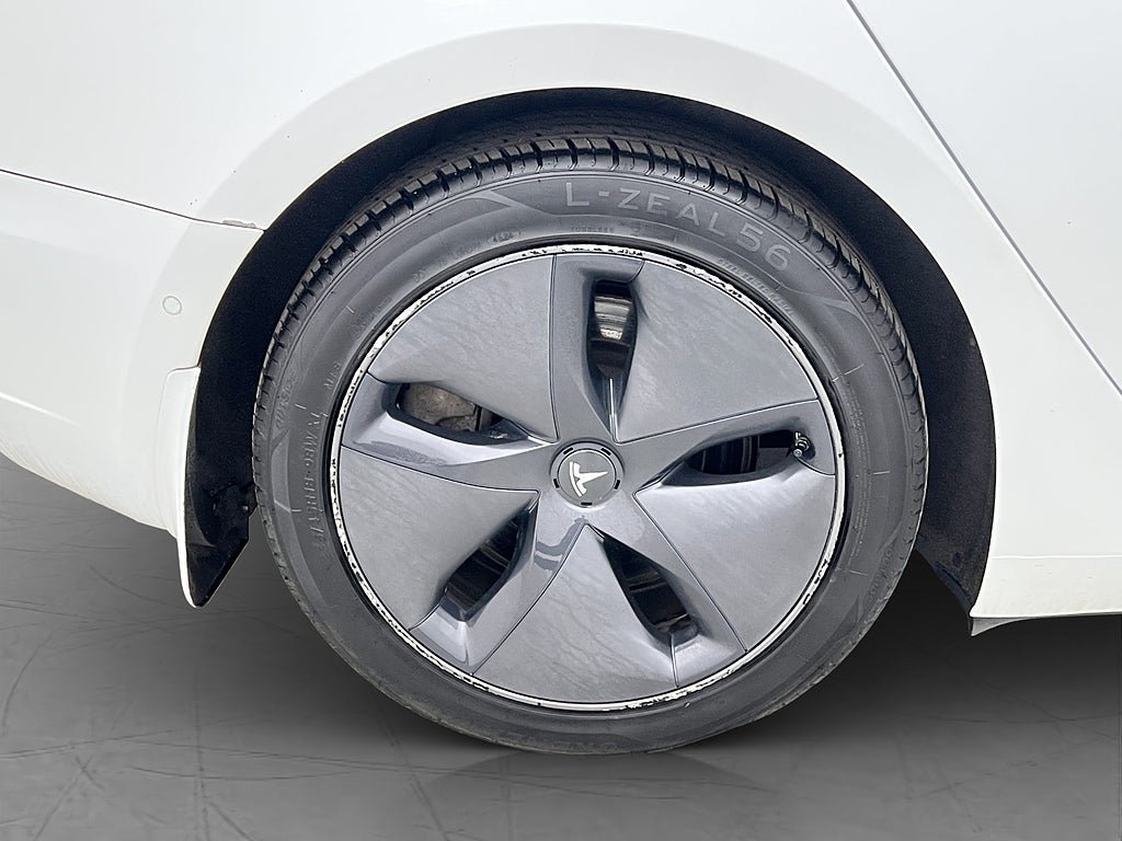 Vehicle Image 31