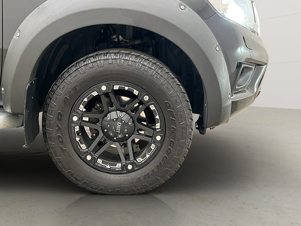Vehicle Image 32