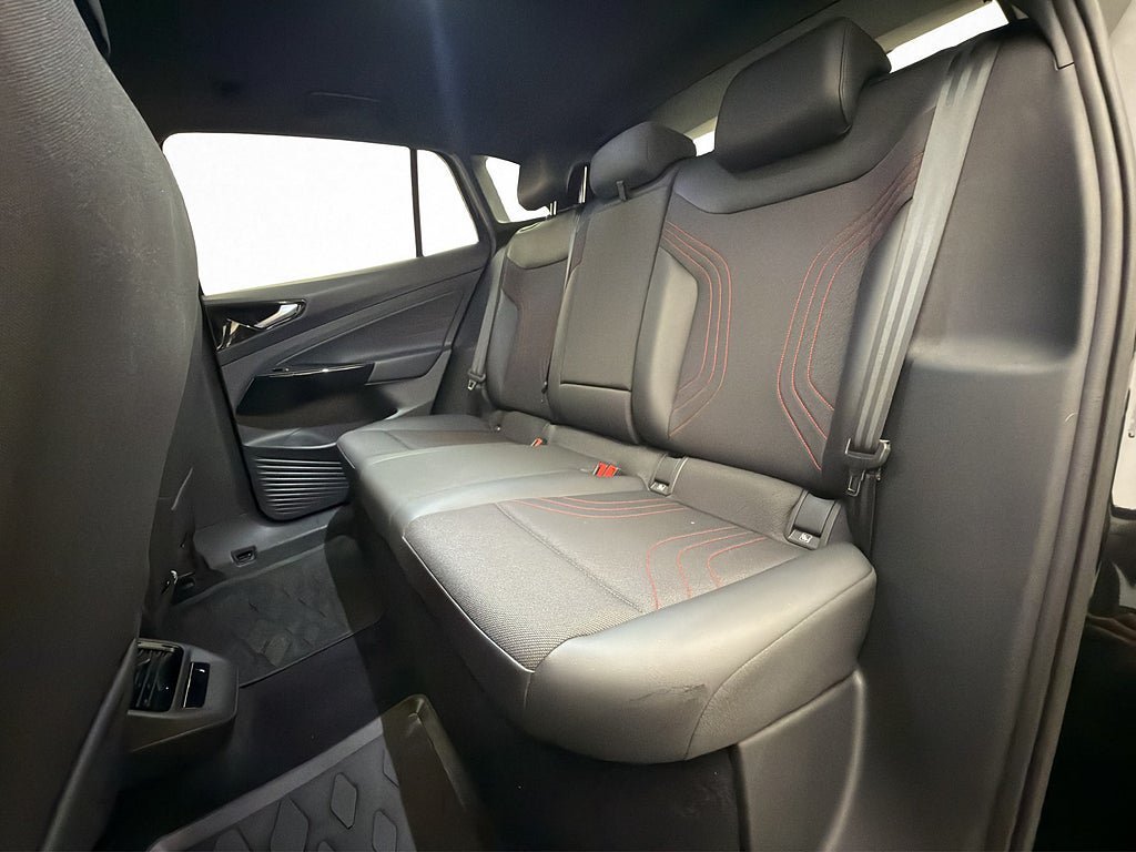 Vehicle Image 31
