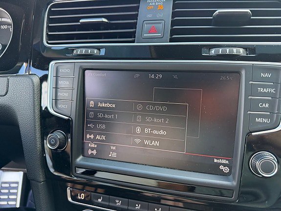 Vehicle Image 30