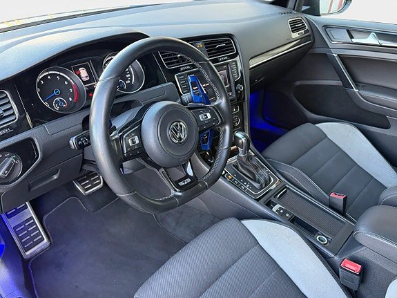 Vehicle Image 35