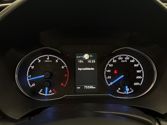 Vehicle Image 17
