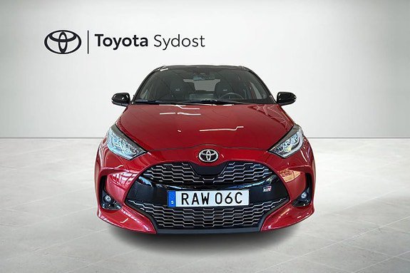 Vehicle Image 6