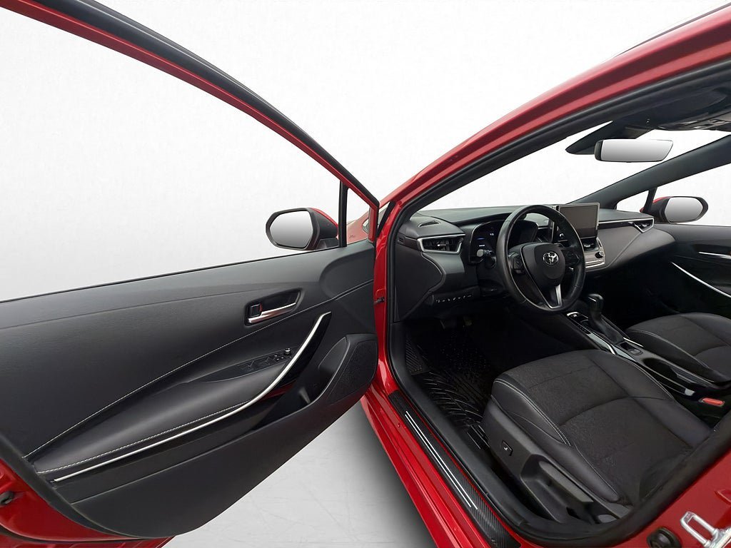Vehicle Image 8