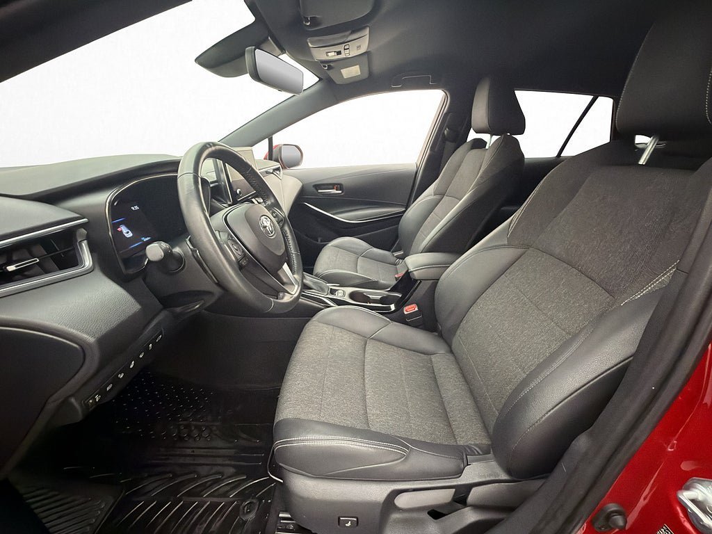 Vehicle Image 9