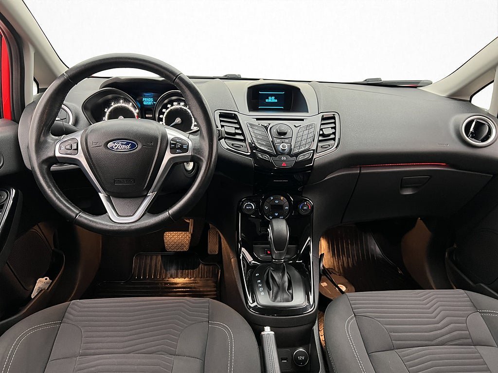 Vehicle Image 10
