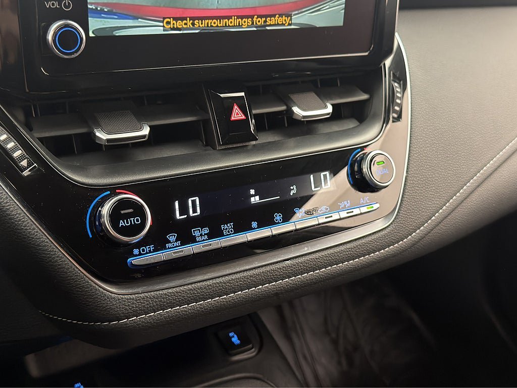 Vehicle Image 22