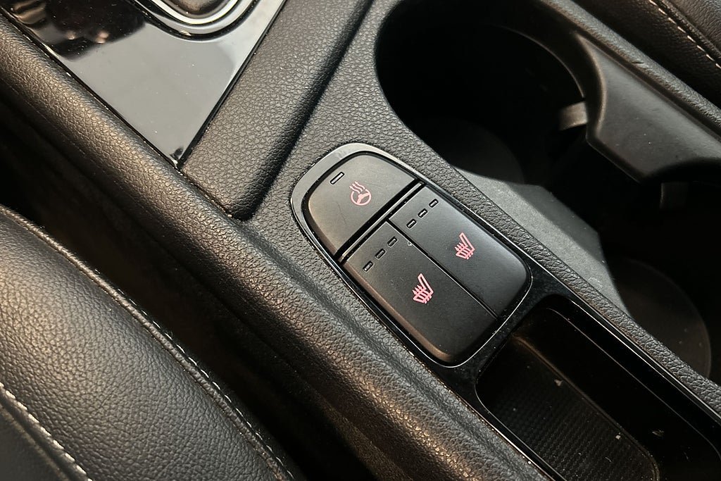 Vehicle Image 27