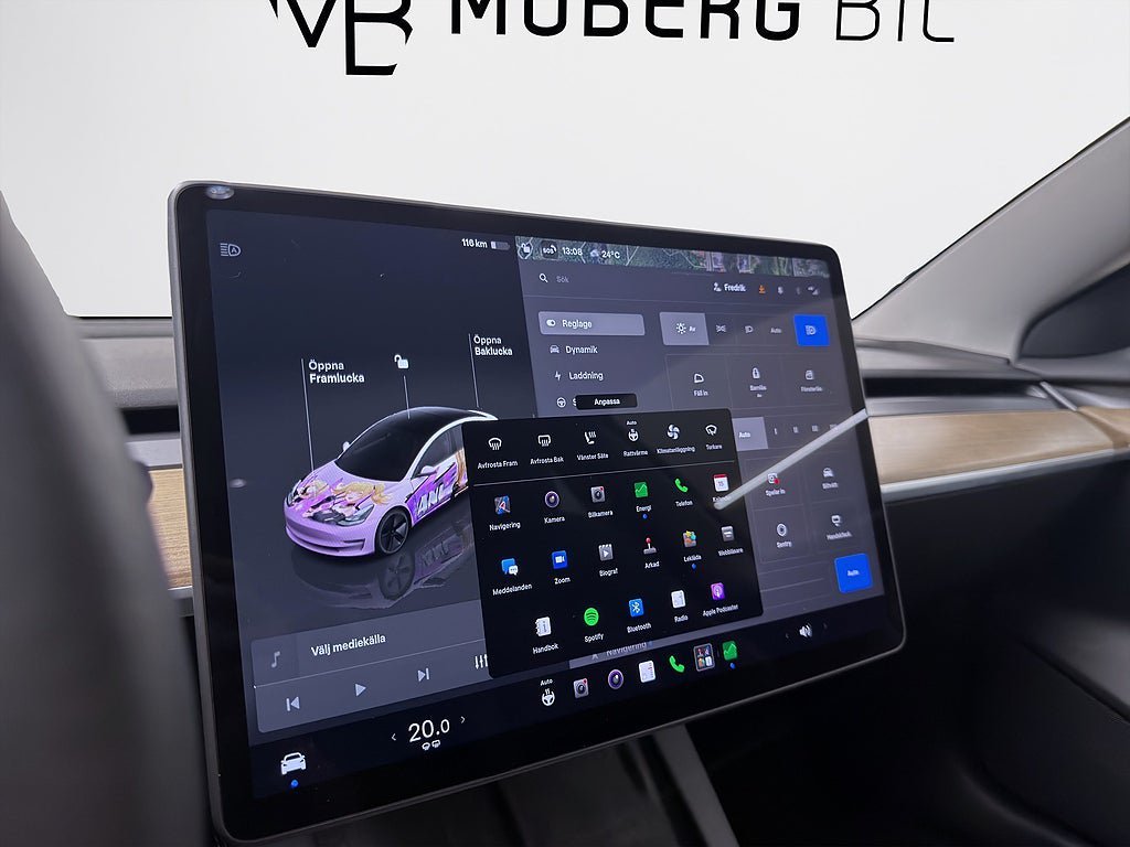 Vehicle Image 13