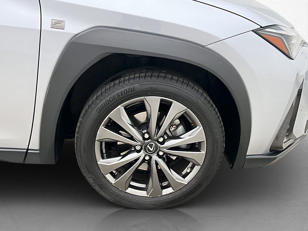 Vehicle Image 30