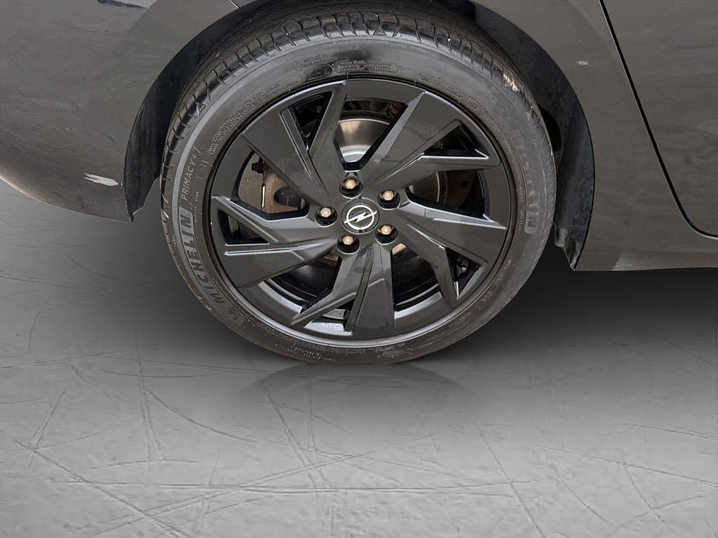 Vehicle Image 36