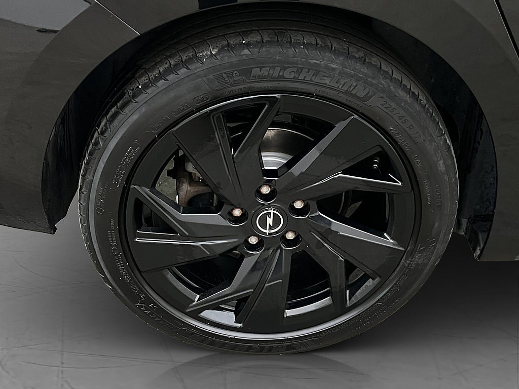 Vehicle Image 37