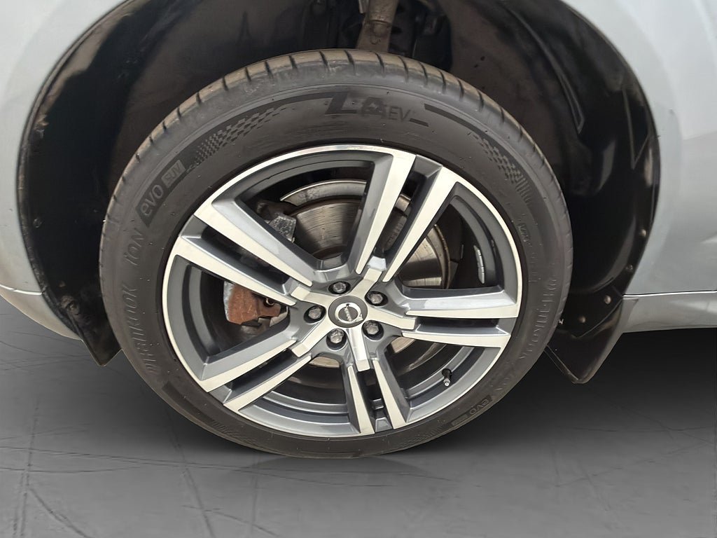 Vehicle Image 37