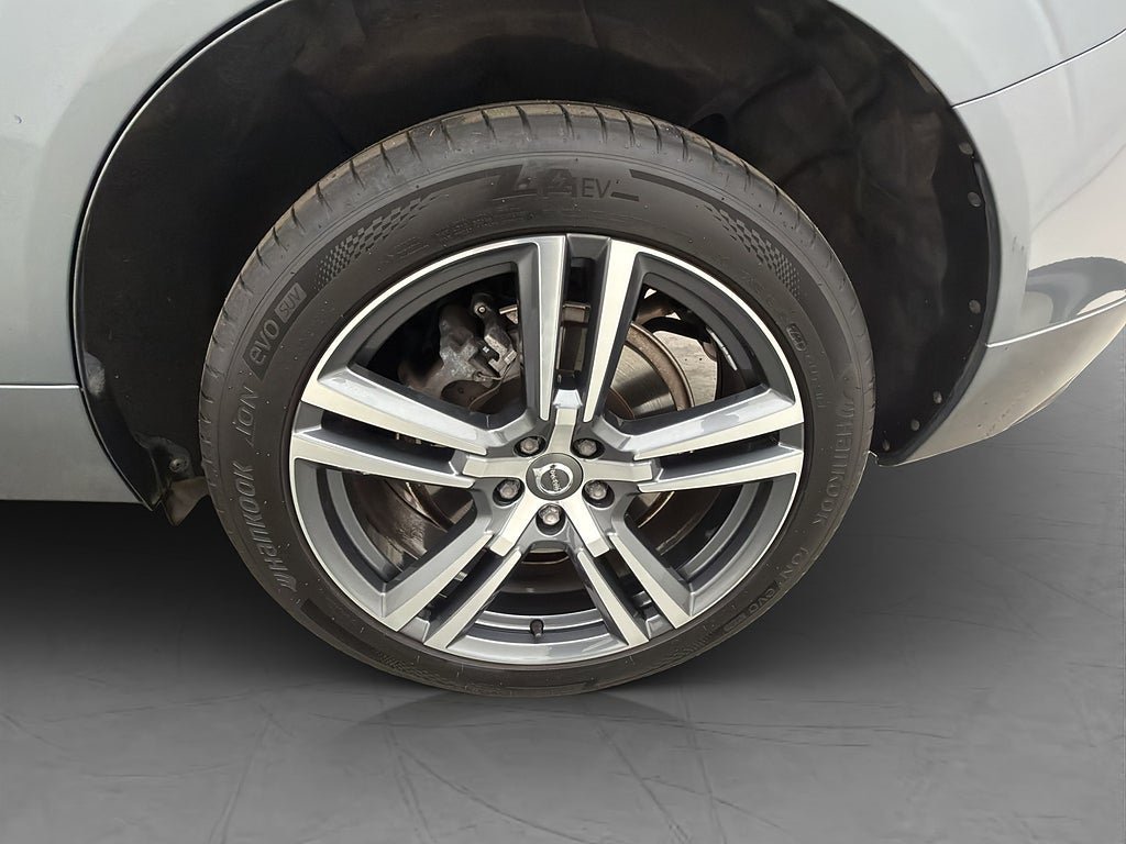 Vehicle Image 38