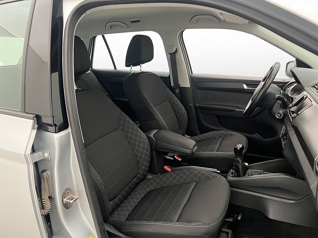 Vehicle Image 22