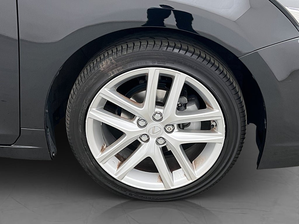 Vehicle Image 31