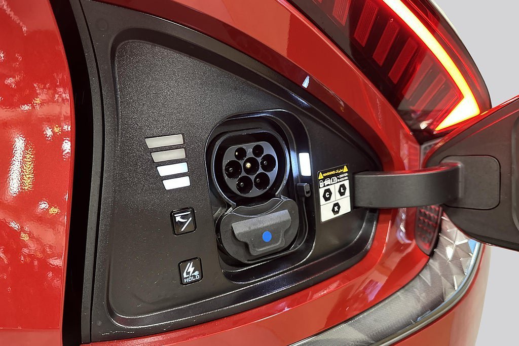 Vehicle Image 16