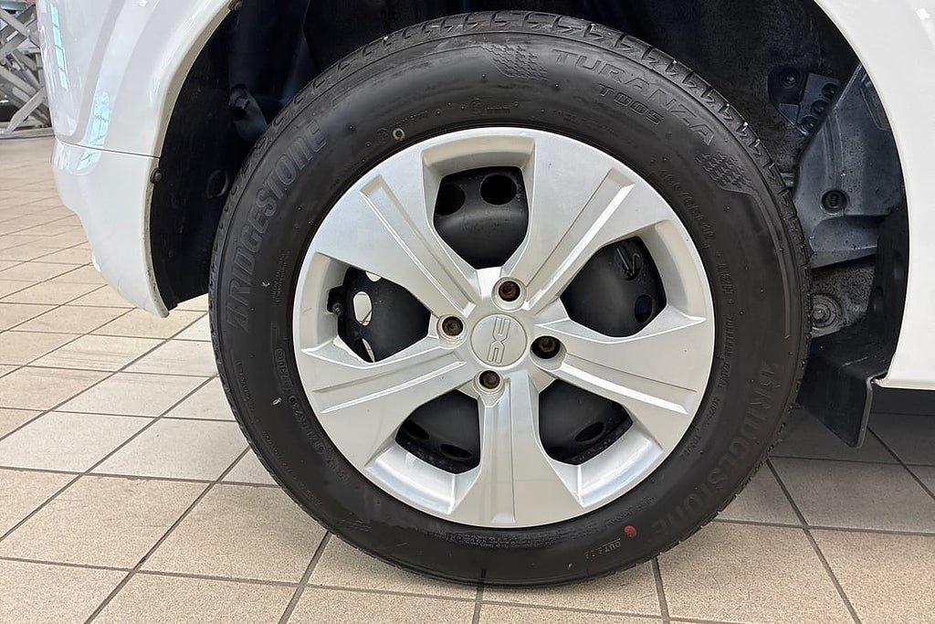 Vehicle Image 17