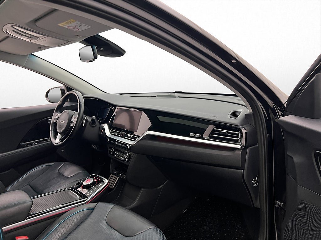 Vehicle Image 24