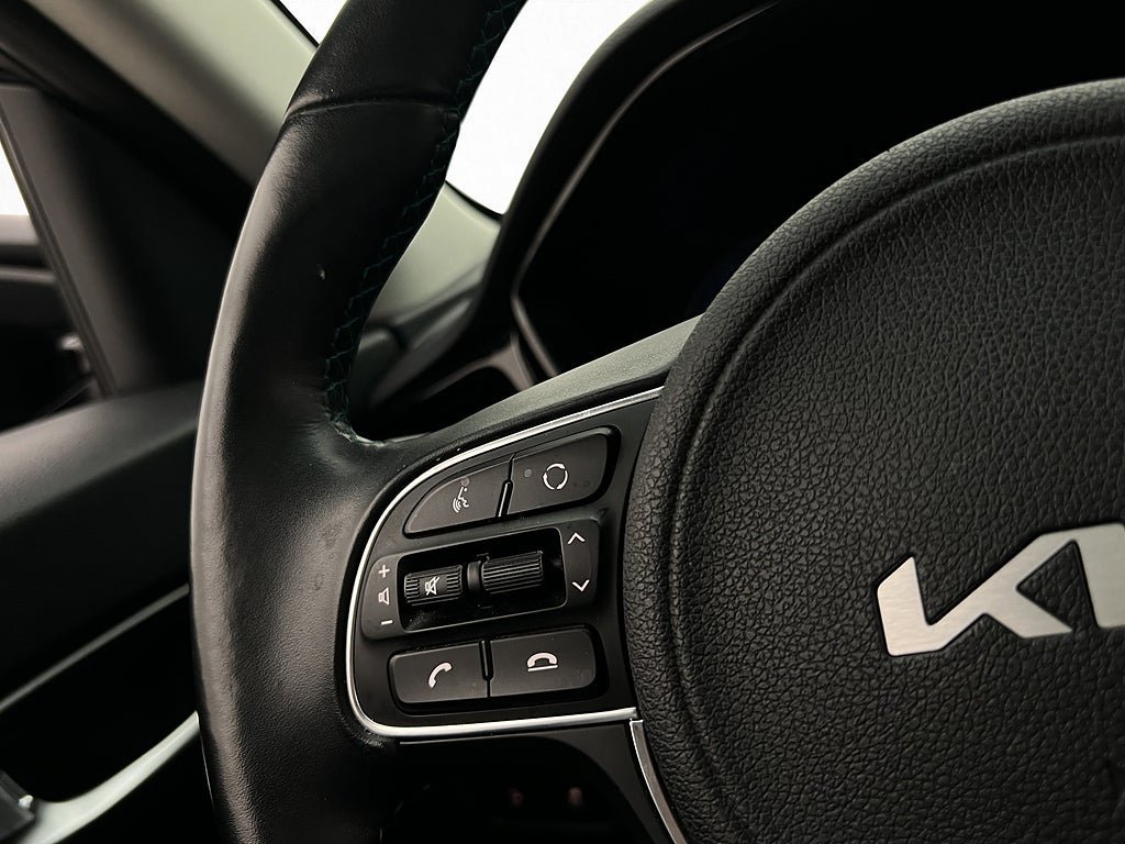 Vehicle Image 29