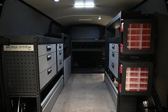 Vehicle Image 13