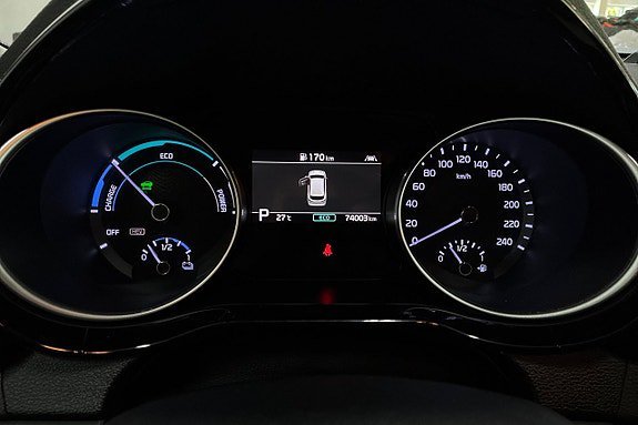 Vehicle Image 17