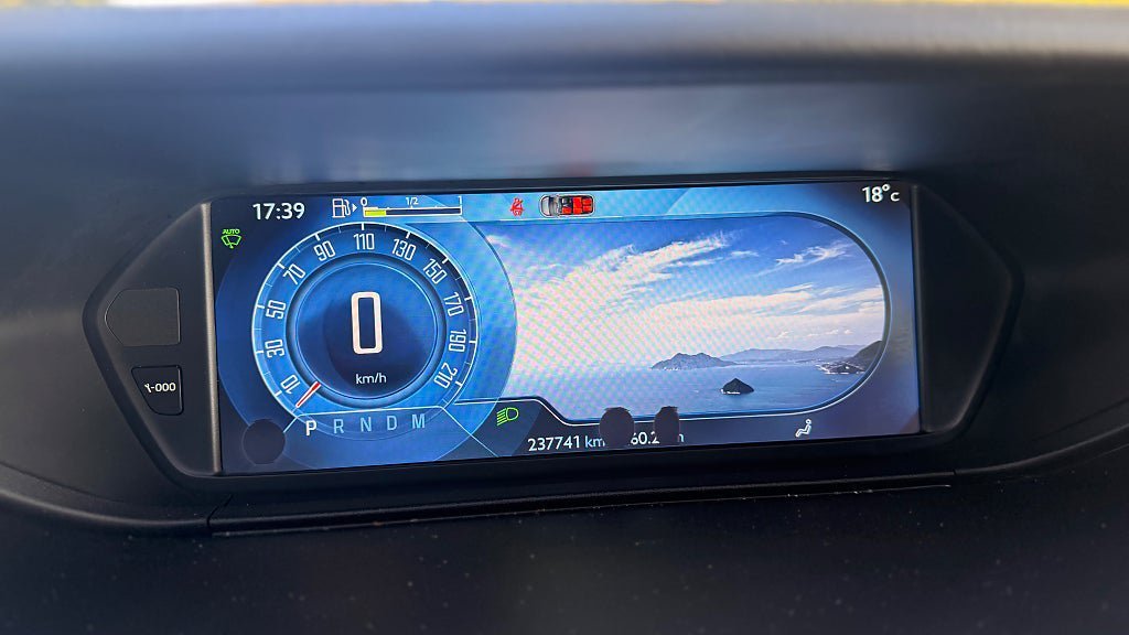 Vehicle Image 17