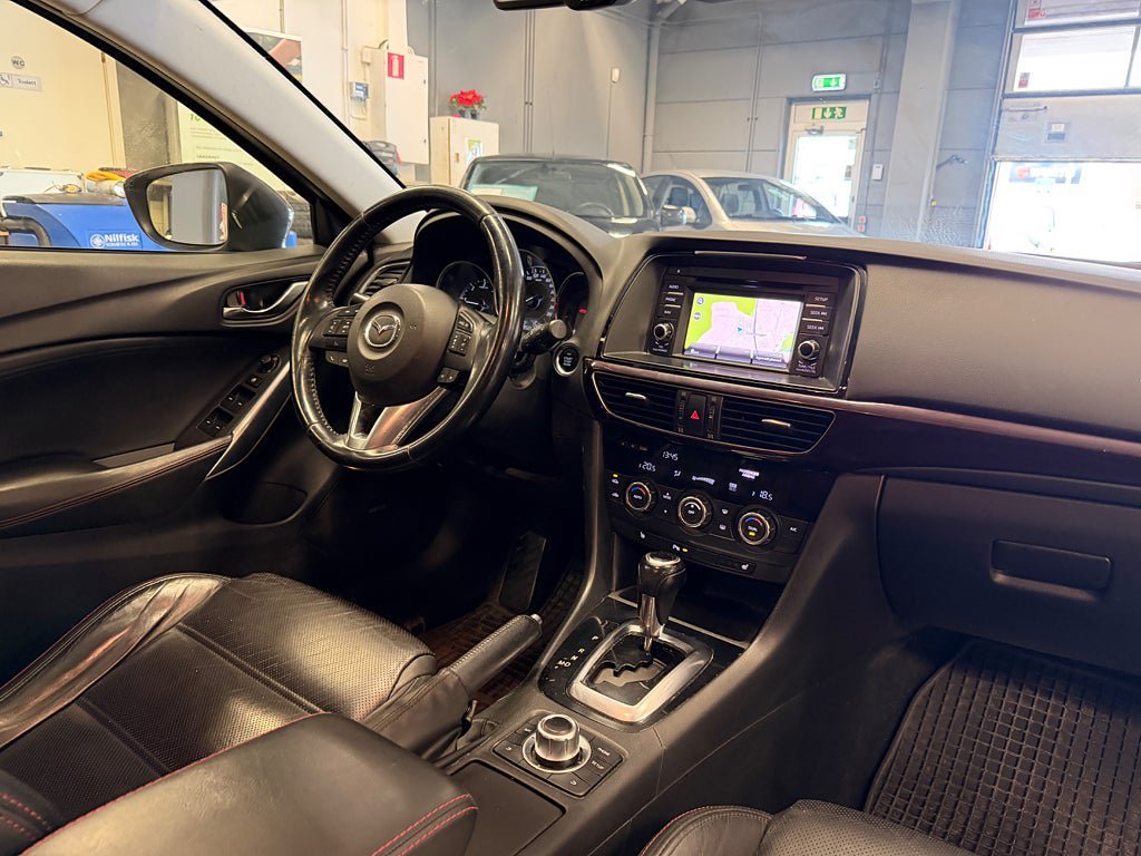 Vehicle Image 18