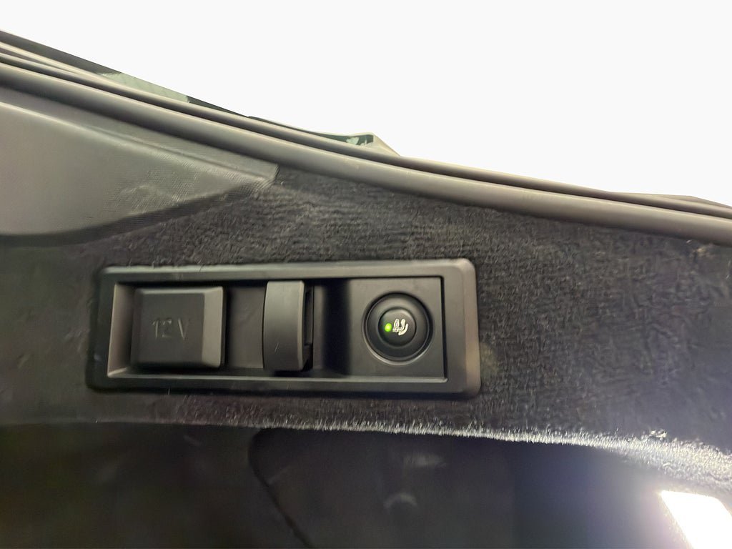 Vehicle Image 24