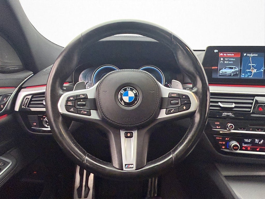 Vehicle Image 18