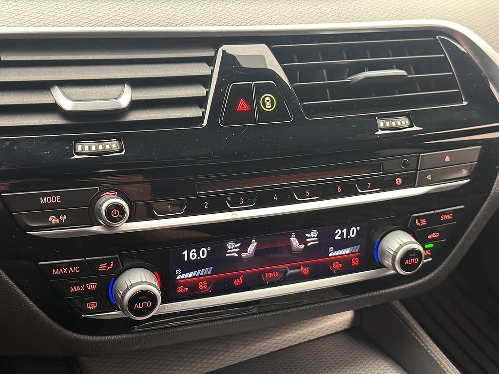 Vehicle Image 27