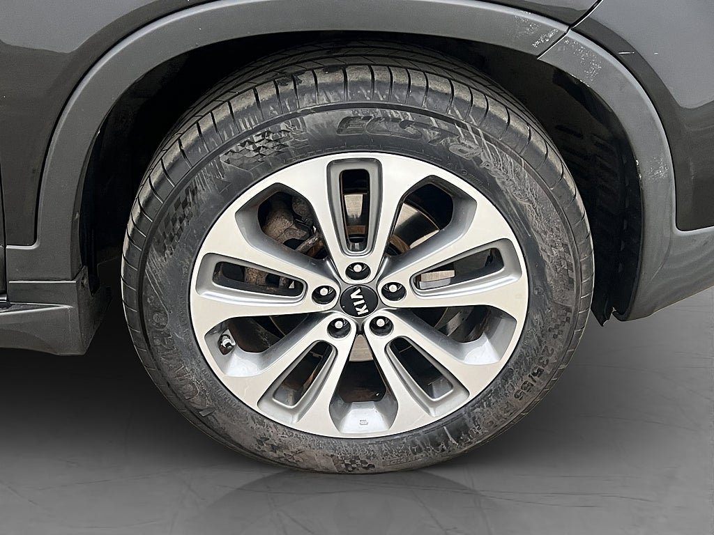 Vehicle Image 35