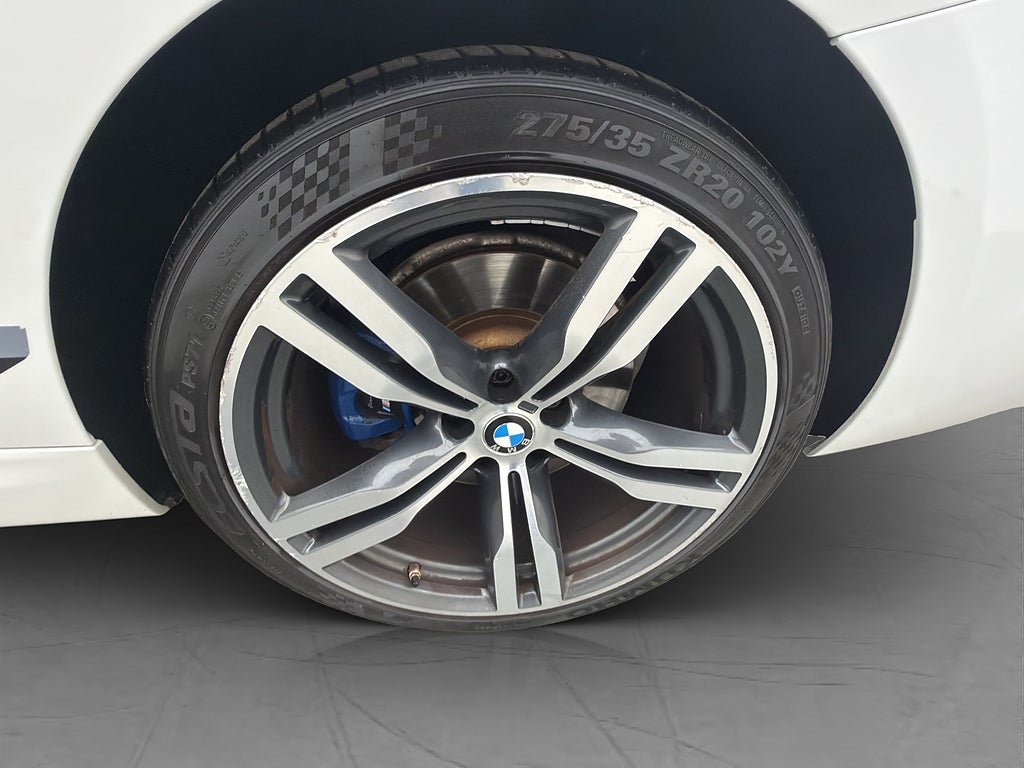 Vehicle Image 37