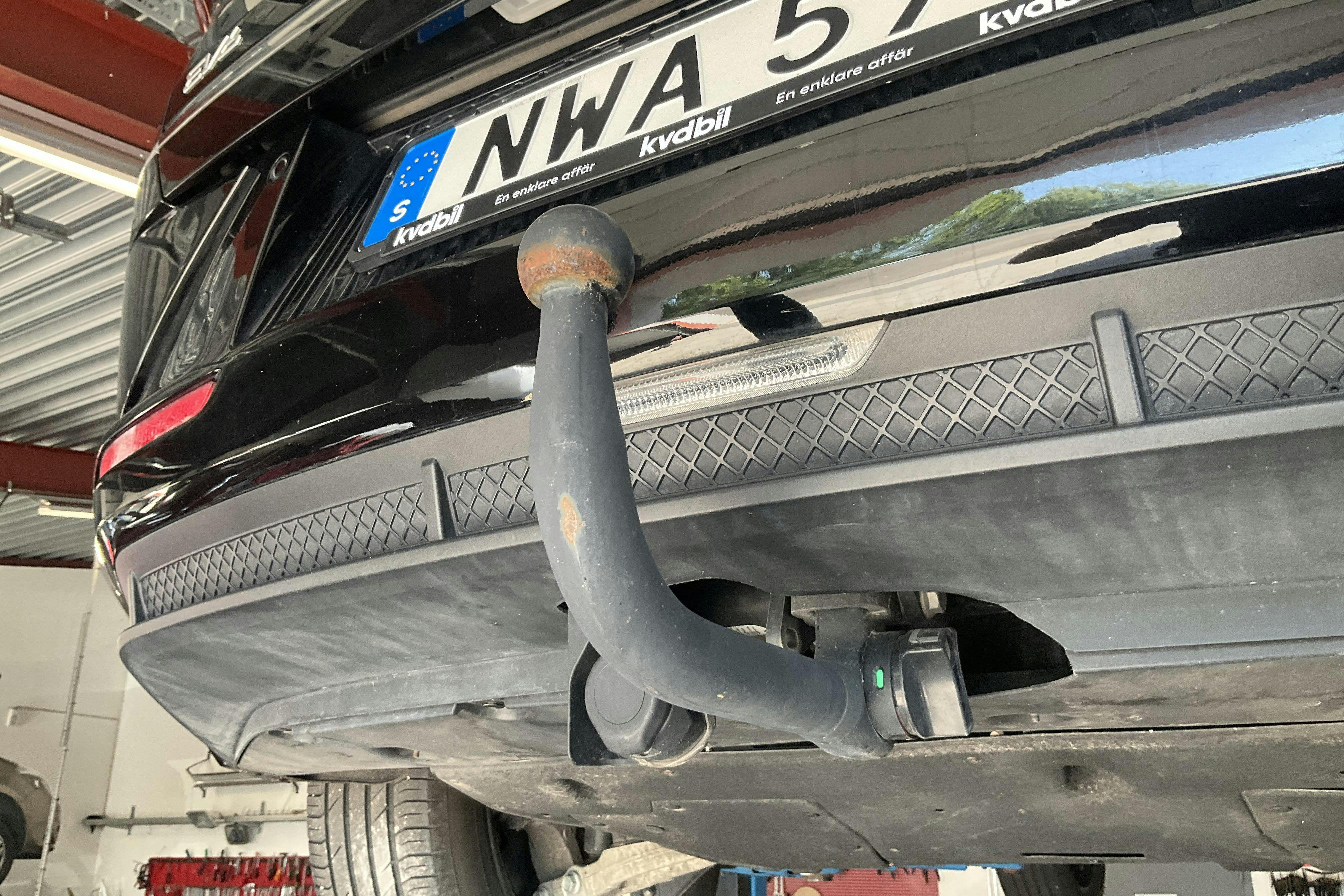 Vehicle Image 13