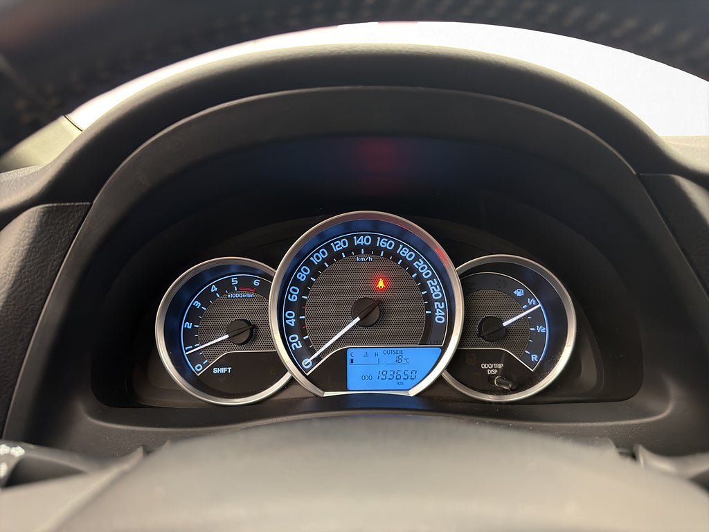 Vehicle Image 16