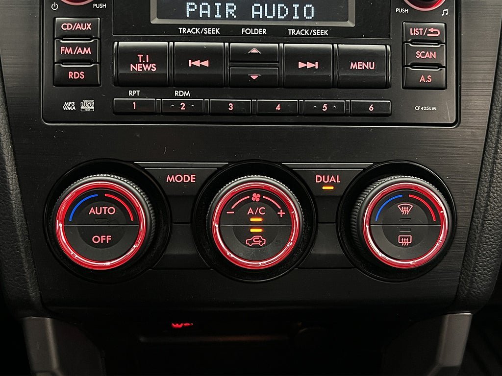 Vehicle Image 25