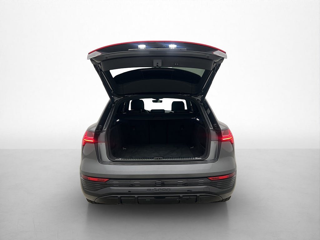 Vehicle Image 38