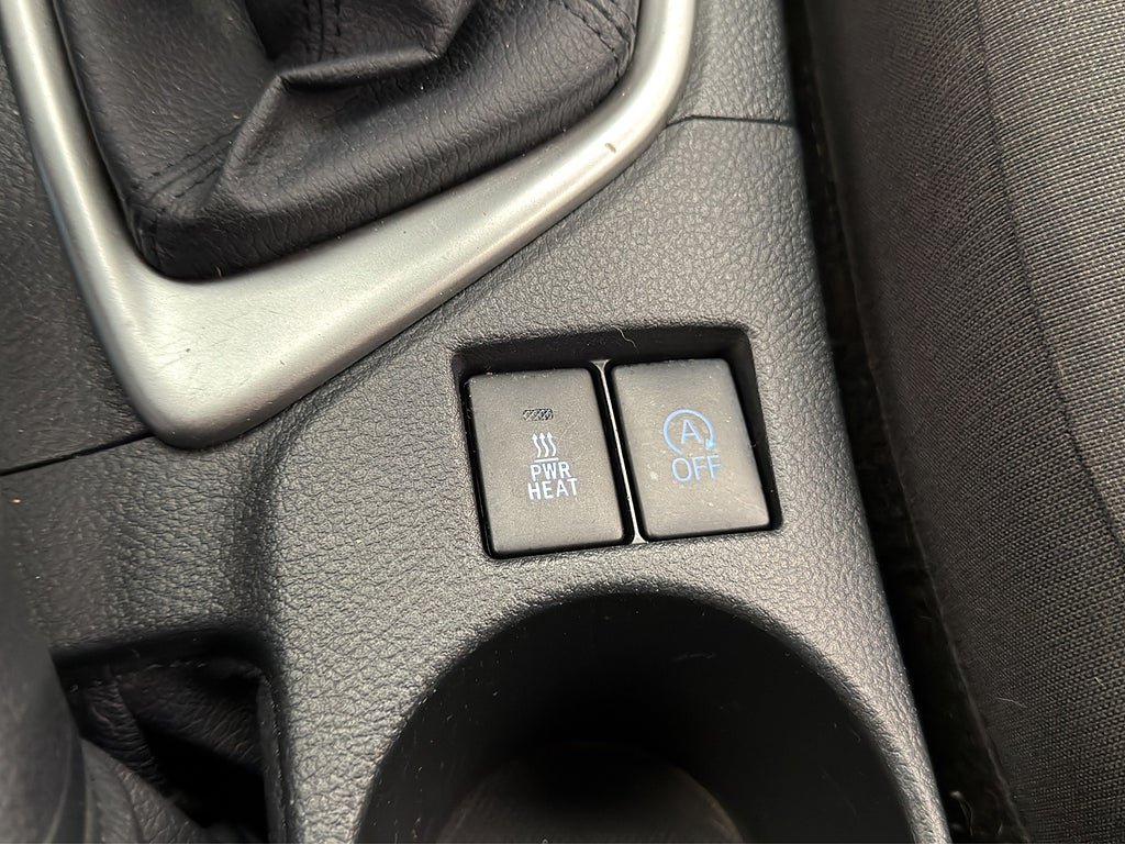 Vehicle Image 24