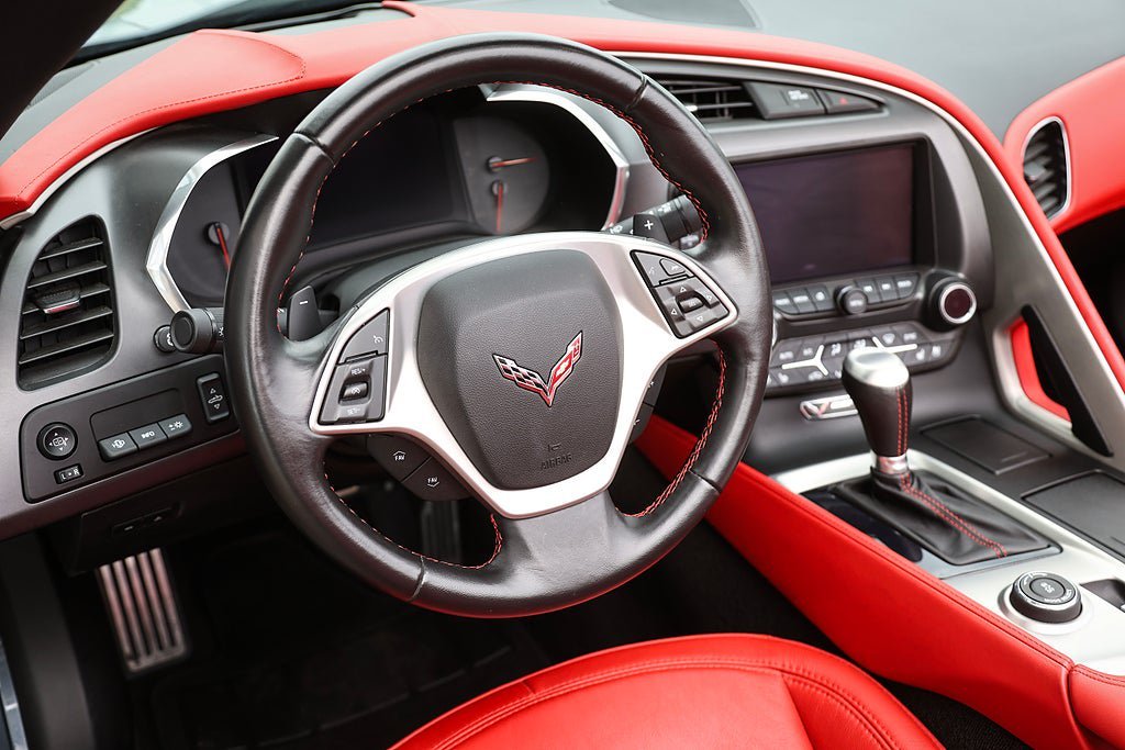 Vehicle Image 15